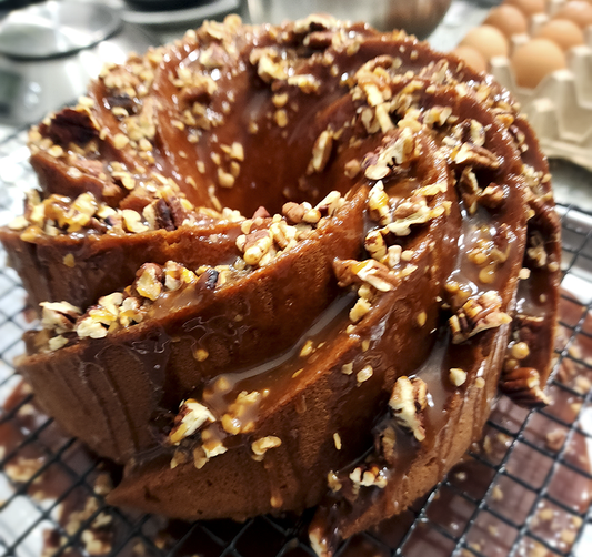 Caramel Toffee Pecan Pound Cake 4" mini